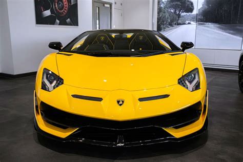 2024 Lamborghini Aventador