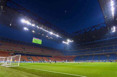 Nuovo Stadio Inter E Milan 2 4 Miliardi Di Euro