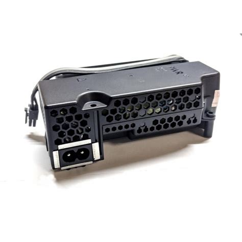 Купити Блок Питания для Xbox One S PA-1131-13MX Оригинал за 1 365.00 грн.