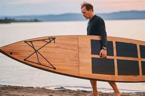 Paddle Board Vs Kayak Whats The Difference And Which One Is Best For You