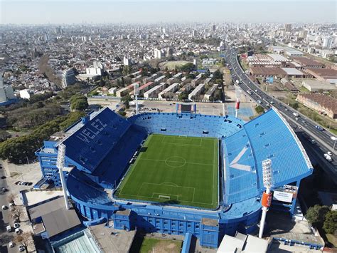 Estadio Ferrocarril Oeste Vélez Un ícono Del Fútbol Argentino IFE