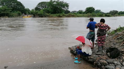 Lluvias dejan incomunicados a más de 4 mil habitantes en la Costa de