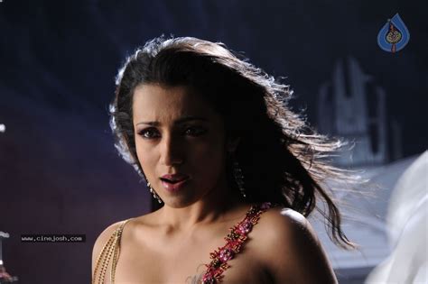 Trisha New Hot Stills Photo Of