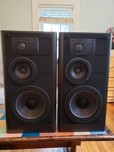 Freshly Refoamed Set Of Jbl Lx44s Vintageaudio