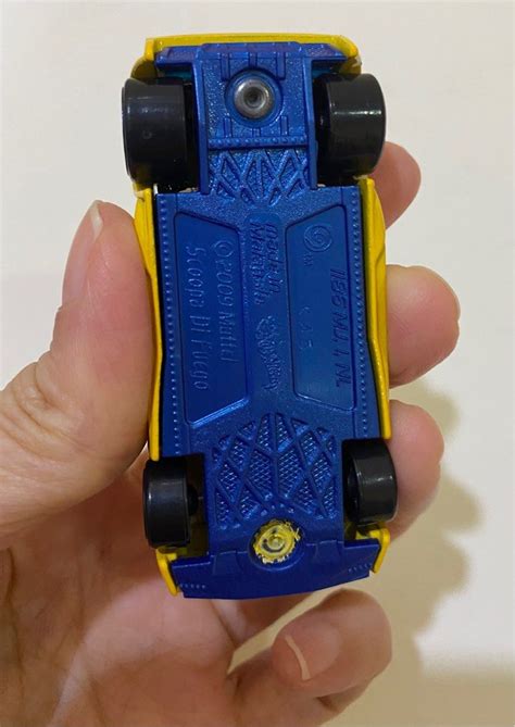 Hot Wheels Scoopa Di Fuego Hobbies Toys Toys Games On Carousell