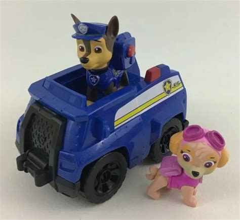 Paw Patrol Ultimate Rescue Vehicle Figures Skye Chase Police Cruiser