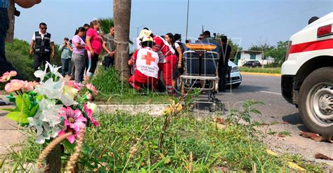 Hoy Tamaulipas Accidentes En Tamaulipas Por Ir Bien Recio Choco Con