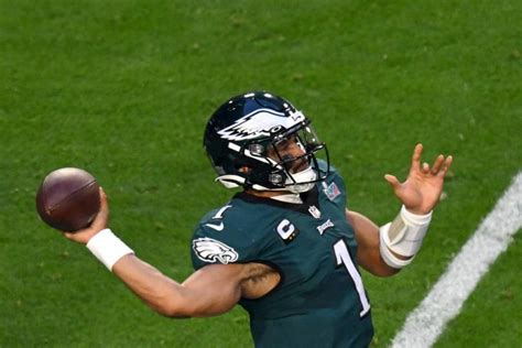 Eagles Jalen Hurts Se Convierte En El Jugador Mejor Pagado De La NFL