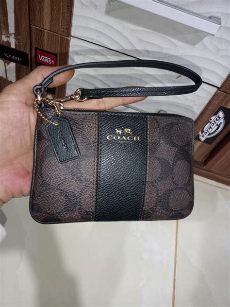 Coach Orizinal Like New Fesyen Wanita Tas Dompet Di Carousell