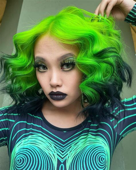 Go Bold Or Go Home 20 Drool Worthy Neon Green Hair Ideas