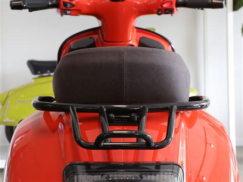 Porte Bagages Arri Re Moto Nostra Avec Poign E De Maintien Du Passager