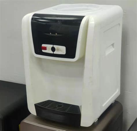 Desktop New Look Electronic Cooling Water Dispenser Hot And Cold Water Water Chiller And Hot