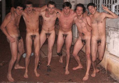 Best Friends Guys Naked