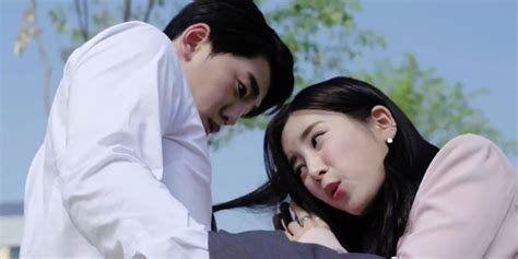 10 Best Love At First Sight Scenes In K-Dramas