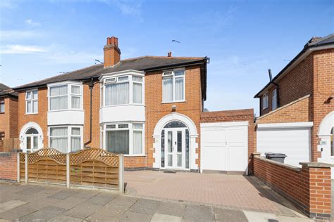 3 Bedroom Semi Detached House For Sale In Hazelwood Road North