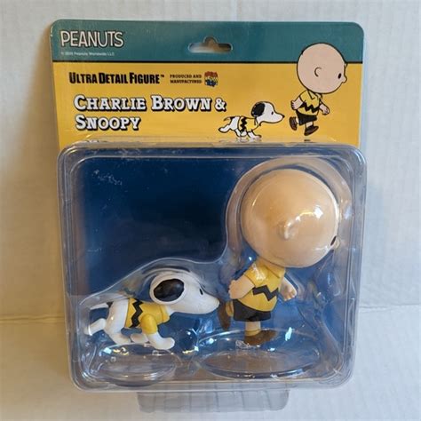 Medicom Toy Toys Charlie Brown And Snoopy Ultra Detail Figure 543