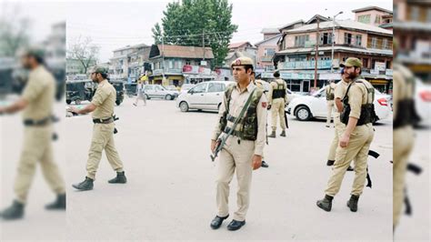 Two Punjab Bookies Held For Embezzlement Of Rs 1 6 Crore From Govt Department In Jammu Law Order