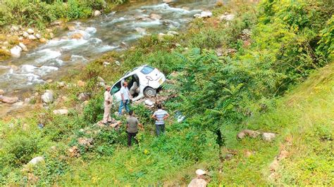 Accident In Kotdwar Uttarakhand Car Fell Into Ditch And Two People