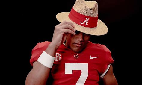 Tennessee Wide Receiver Commits to Alabama