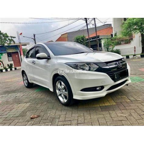 Mobil Honda Hrv E Matic Putih Second Pajak Hidup Siap Pakai Di