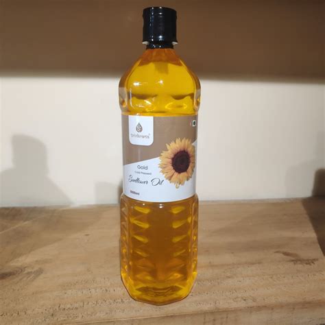 Trivikrama Liquid 1 Liter Gold Cold Pressed Sunflower Oil Packaging