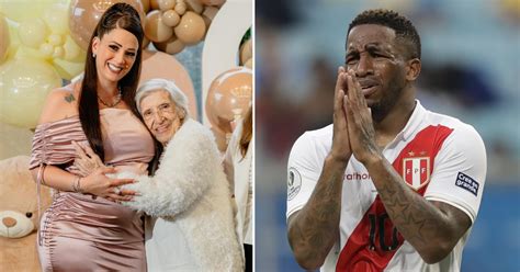 Noble gesto Jefferson Farfán envió flores al velorio de la abuelita