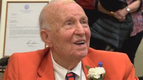 Legendary Illini Basketball Coach Lou Henson Inducted Into Senior