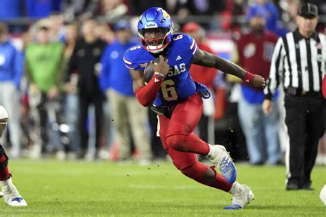 Ku Football Notebook Daniels Leipold Shed Light On Quarterback’s Decision To Walk On Senior