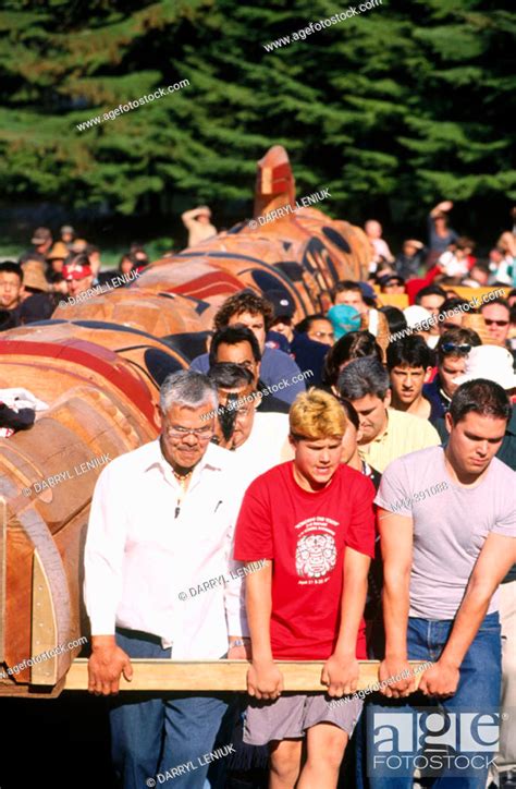 Haida Totem Pole Raising Ceremony Vancouver Canada Stock Photo