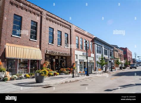 Sevierville, Tennessee - October 27, 2022: View of historic downtown Sevierville TN, hometown of ...