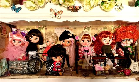 "The family Blythe" Mickey Mouse, Disney Characters, Fictional ...