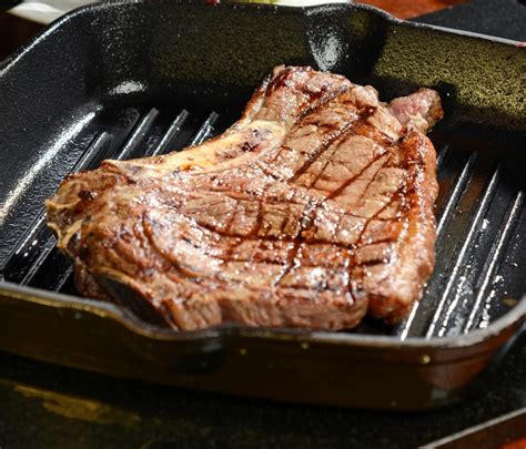 Native Scotch Beef Sirloin Steak On The Bone 454g Frozen The