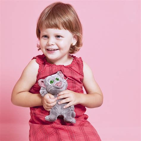 Plush Toy Talking Tom S - scratch his tummy and activate up to 16 sounds