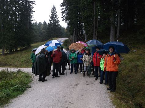 Goiserer Pensionisten Mit Abschlusswanderung Auf Den Predigstuhl