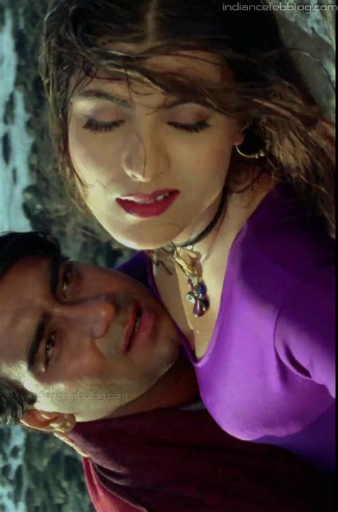 Sapna Bedi Bollywood Actress Ith Hot Cleavage Pics Starcelebblog