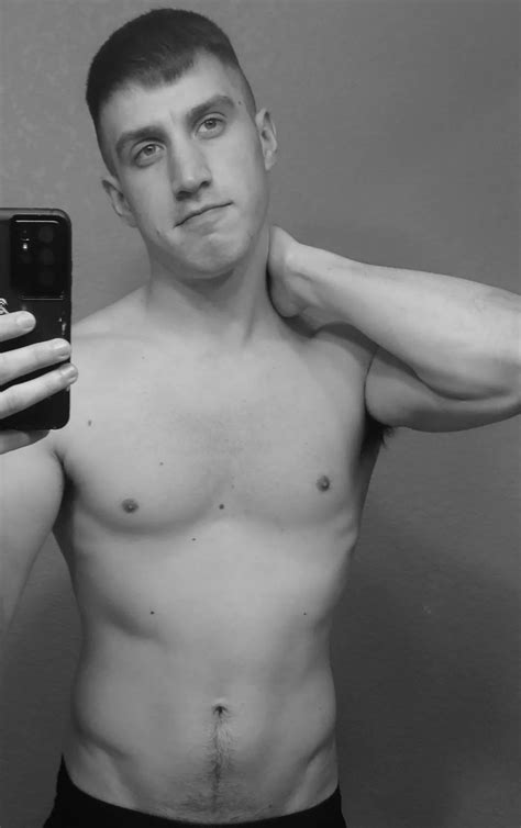 Sunday Scaries Nudes Gaybrosgonemild NUDE PICS ORG