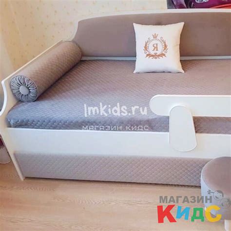 Детская кровать тахта "Медальон", серый купить выгодно в интернет ...