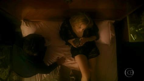 Naked Letícia Colin in Nada Será Como Antes