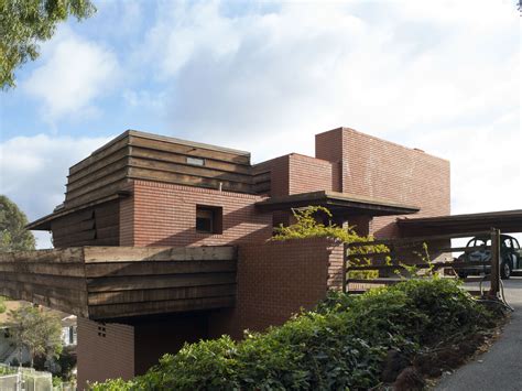 Frank Lloyd Wrights California Houses Concrete