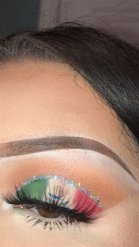 Mexican Flag Eye Makeup