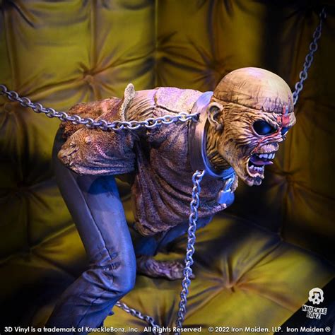 Statue Iron Maiden Piece Of Mind D Vinyl Statue By Knucklebonz