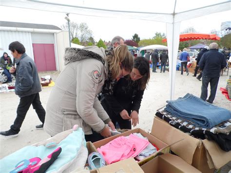 Saint Léger sur Dheune La foire du 1er mai en images