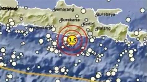 Gempa Di Pacitan Jatim Rabu Juli Info Bmkg Magnitudo Dan Titik