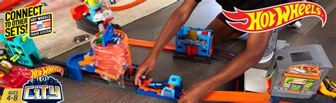 Hot Wheels Super Spin Dealership Race Tracks Amazon Canada