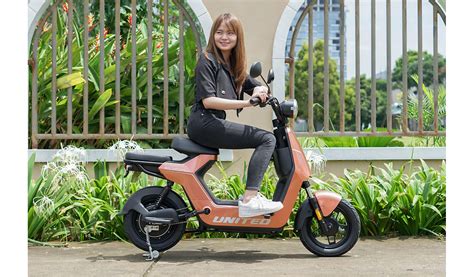 E Bike Vs E Moped Ini Perbedaannya Pilih Yang Tepat Untuk Anda