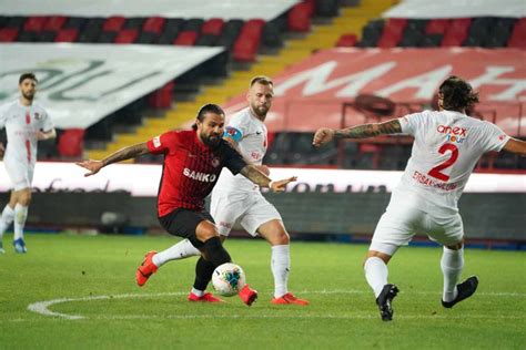 Gaziantep FK Fraport TAV Antalyaspor Maçının Foto Galerisi