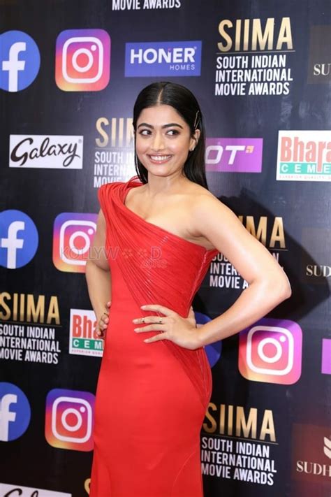 Rashmika Mandanna At SIIMA Awards 2021 Day 2 Photos 06 (136845 ...