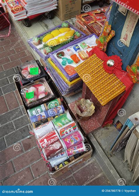 Hong Kong Funeral Gifts Durian Paper Crafts Sculpture Soda Drinks