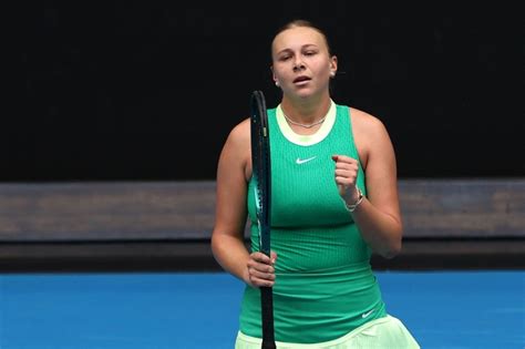 ‘Unbelievable’ Anisimova halts Badosa comeback at Australian Open ...