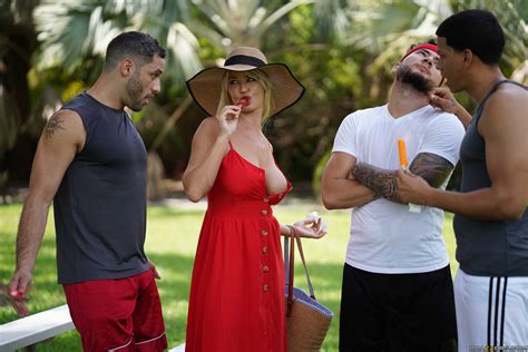 RIVER LONDON 0190 Porn Pic